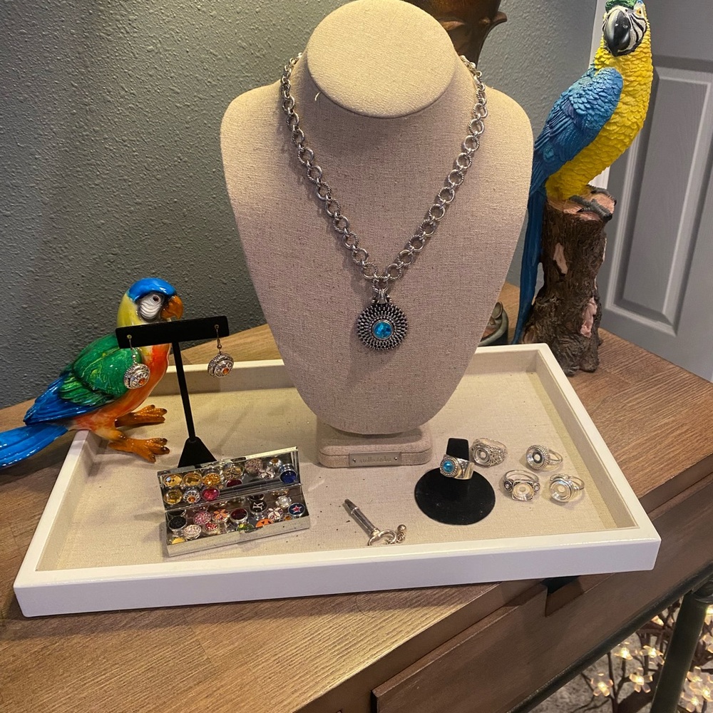 Lotti Dotties Jewelry Lot